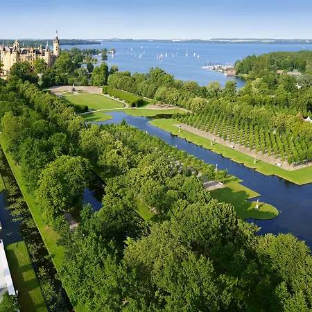 The Avalon - Altstadt מלון