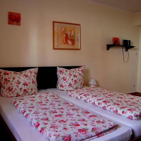 The Avalon - Altstadt שוורין