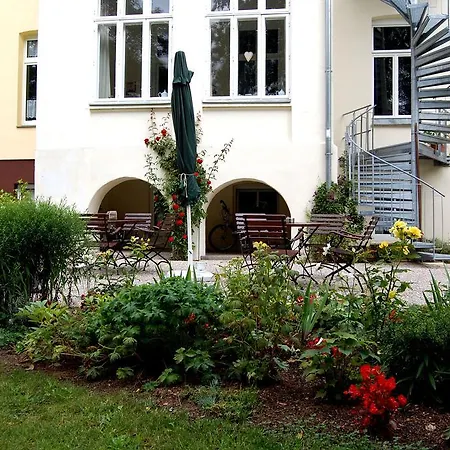 The Avalon - Altstadt מלון